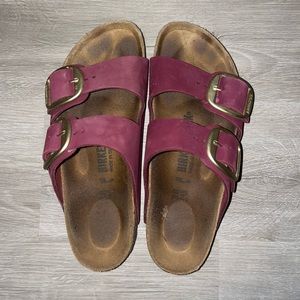 birkenstock arizona - big buckle maroon (size 38)